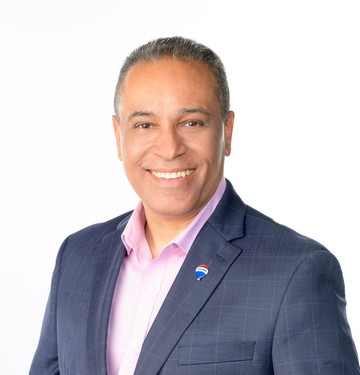 Alon Hillel, Broker at RE/MAX Prime Properties